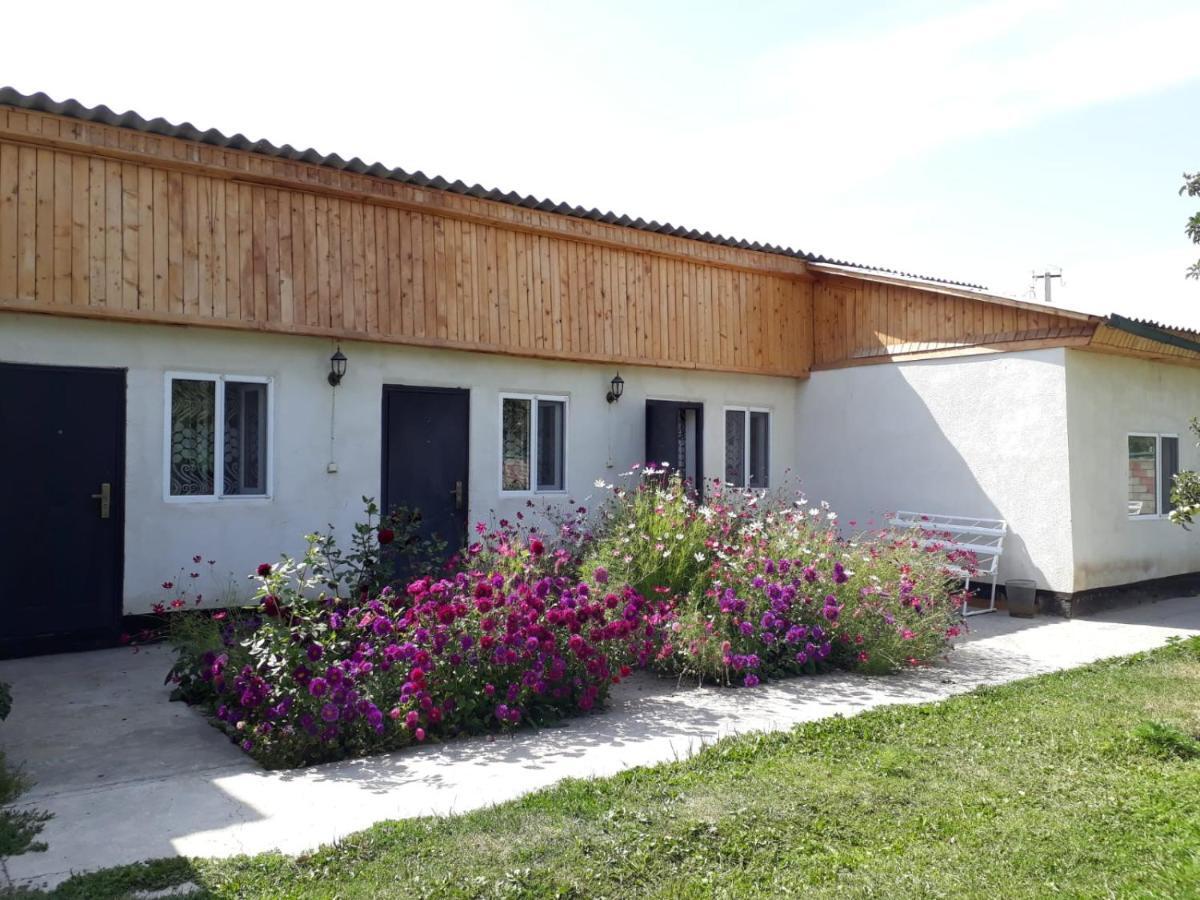 Guest House Jekshen Imeni Karla Marksa  Extérieur photo